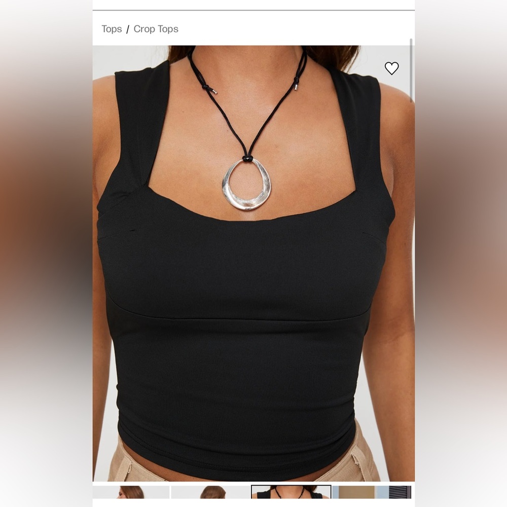 New Princess Polly Imelda black backless tie cropped top. Size 2
